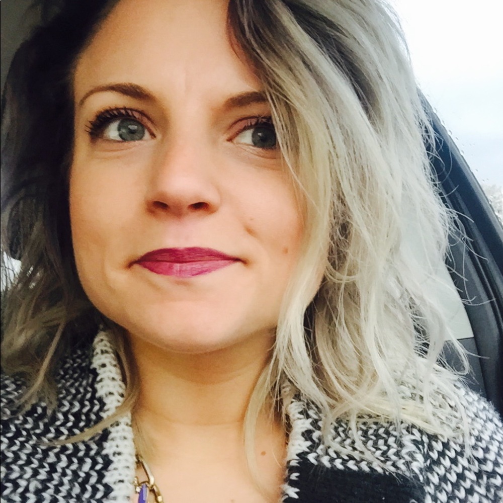 Meet your Posher, Mallory